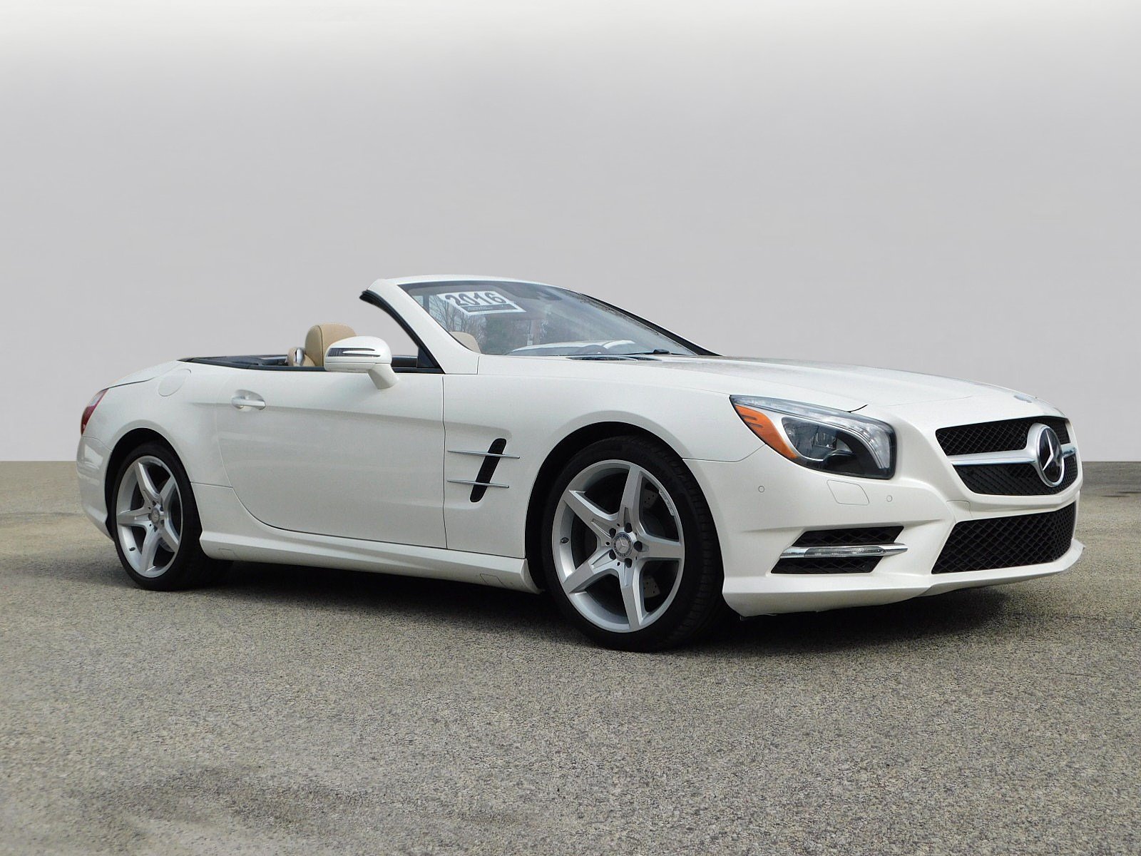 Certified Pre Owned 2016 Mercedes Benz Sl Sl 550 2d Convertible In